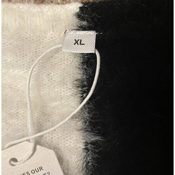 Black White Colorblock Fuzzy Cardigan Sweater Size XL Oversized Drop Shoulder - Picture 11 of 13